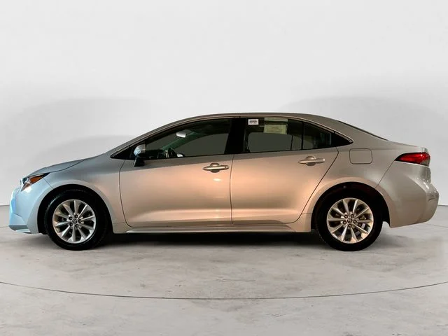 Used 2020 Toyota Corolla XLE with VIN JTDFPRAE5LJ108634 for sale in Fairbanks, AK