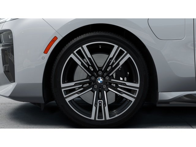 New 2026 Brooklyn Grey Metallic BMW 750e xDrive image 7