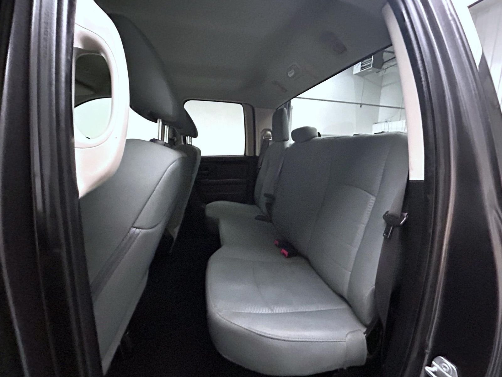 Used 2019 Gray Ram Express image 19