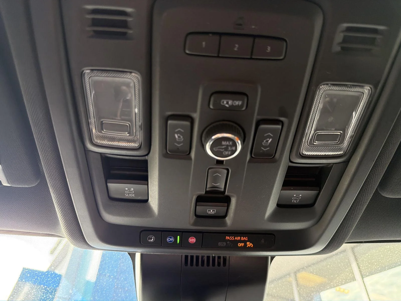Used 2023 Summit White GMC SLT image 27