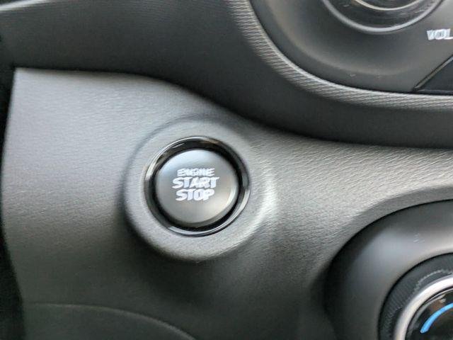 New 2026 Silver Hyundai SEL image 34