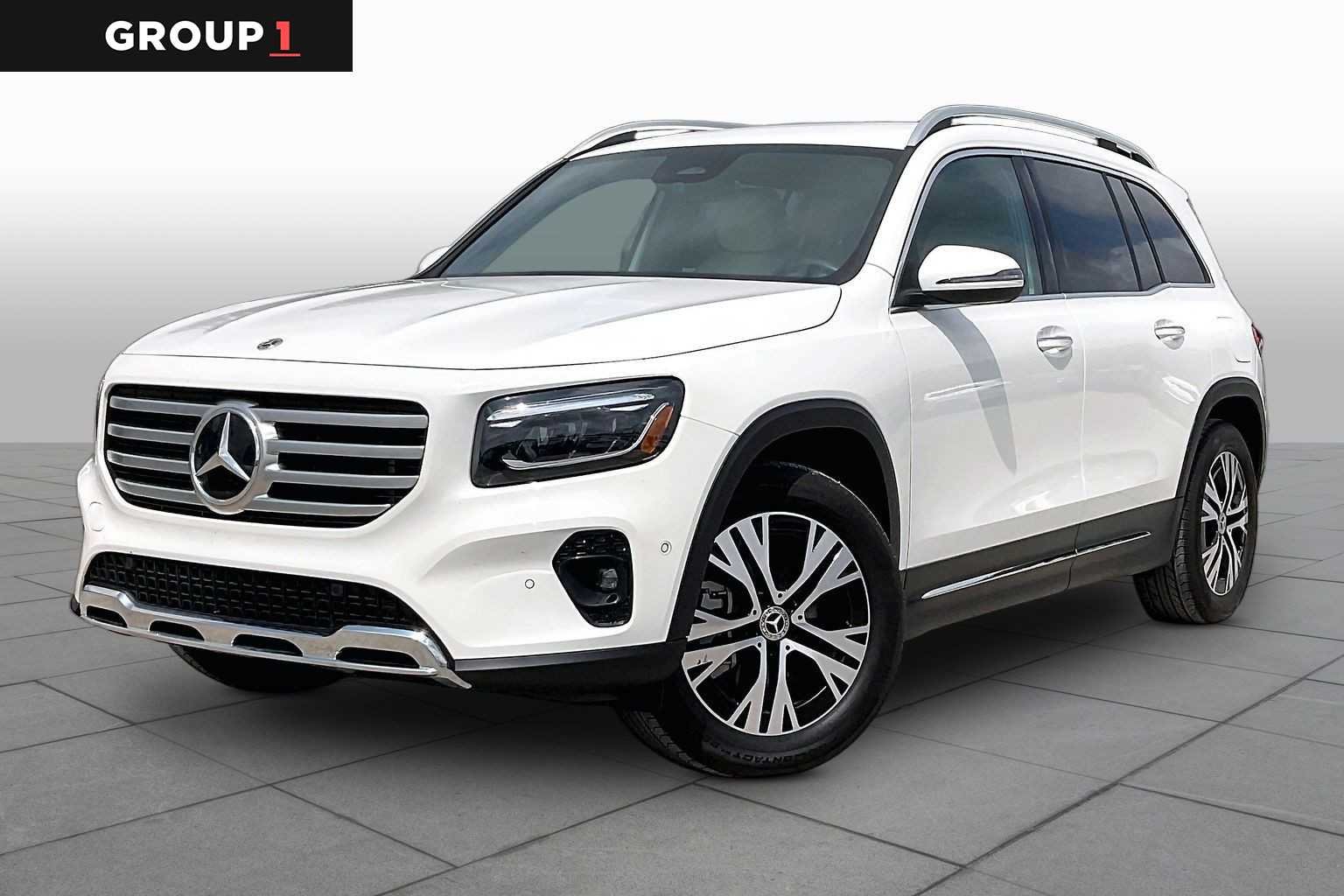 2025 Mercedes-Benz GLB GLB 250 4MATIC's photo