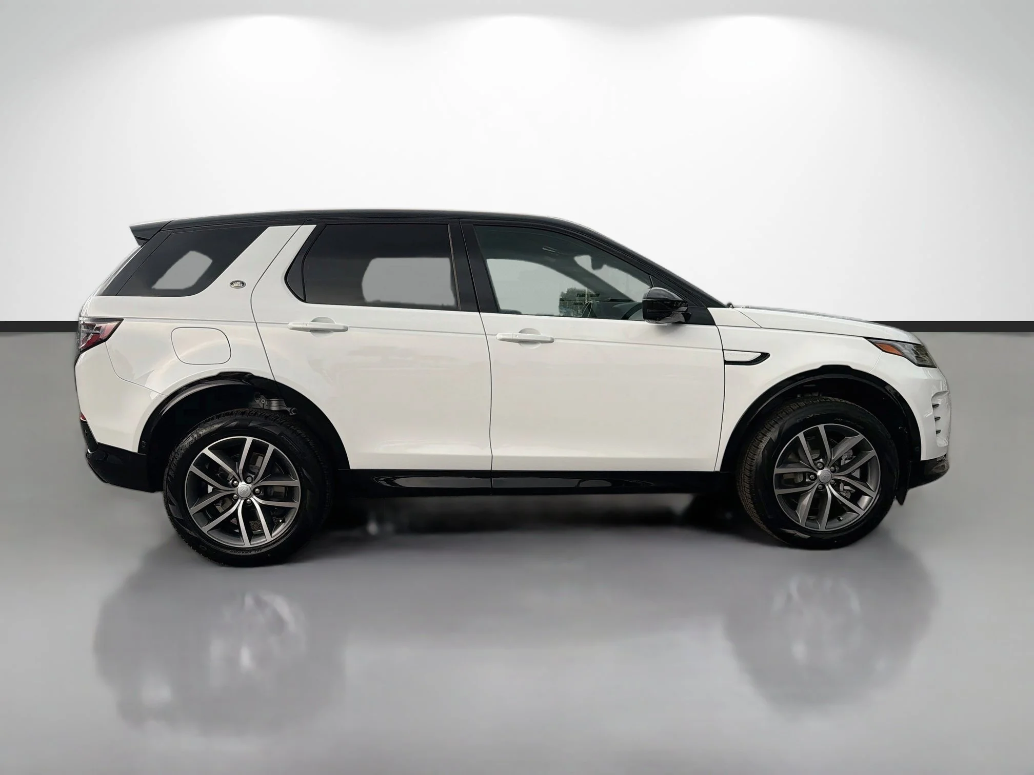 New 2026 Fuji White Land Rover Landmark image 6