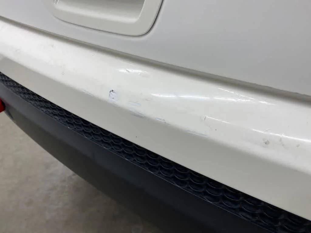 Used 2021 White Clearcoat Jeep Trailhawk image 34