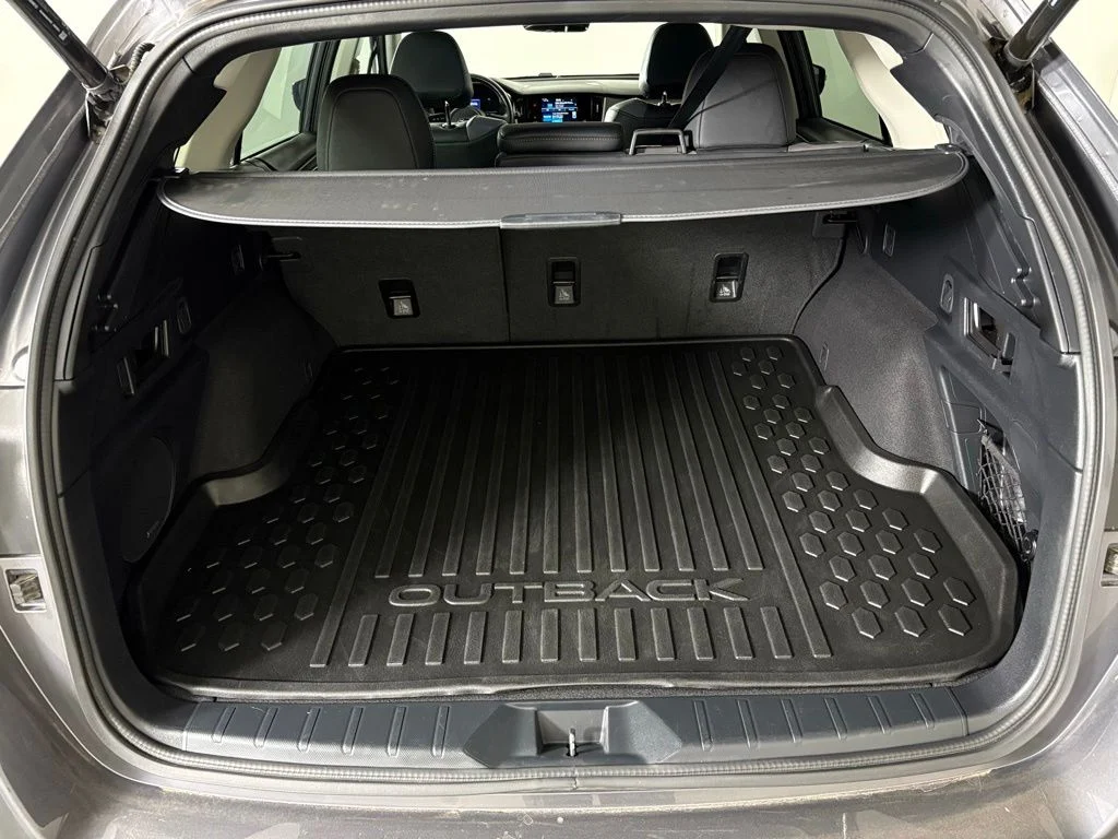 Used 2025 Gray Subaru Onyx Edition image 42
