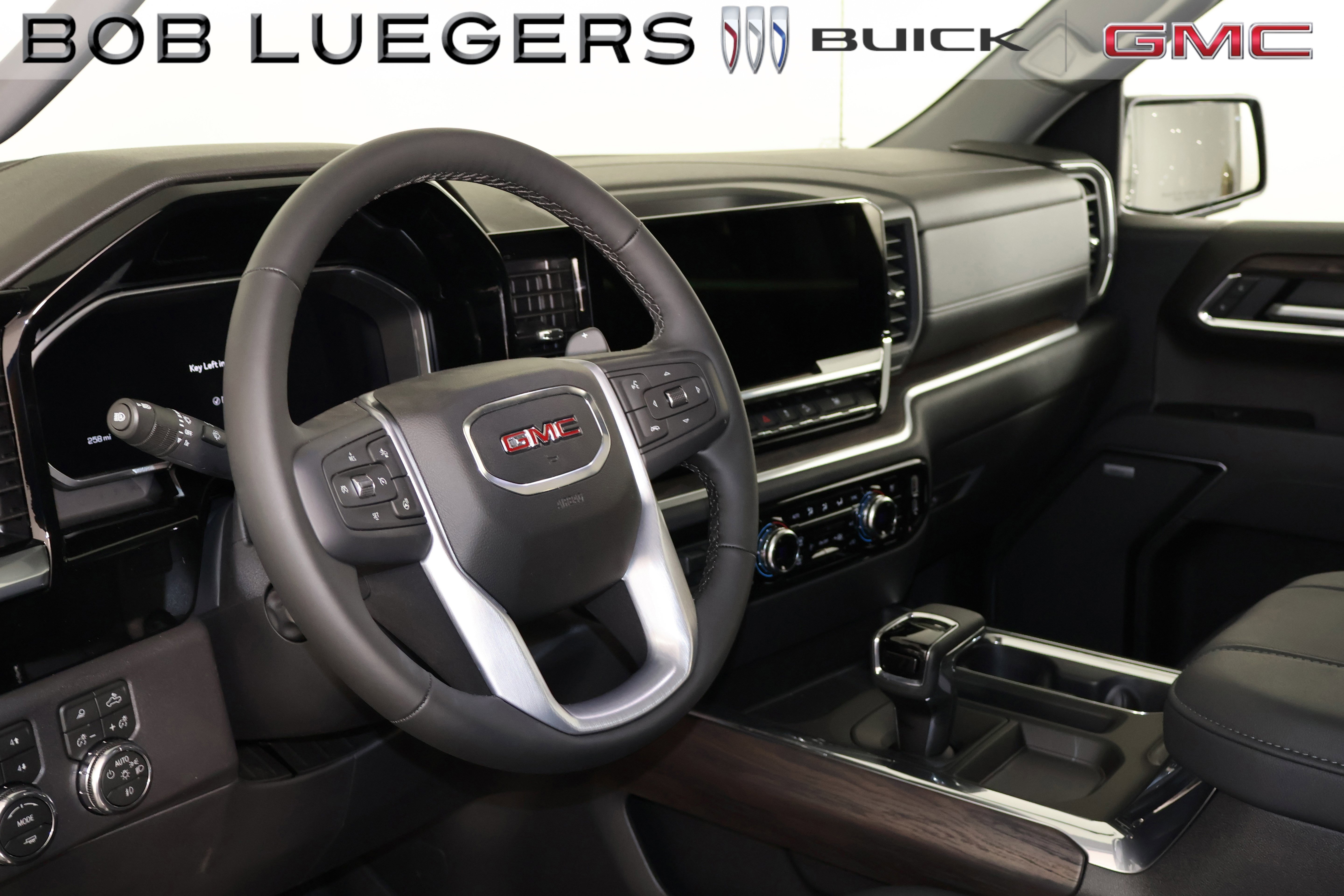2026 GMC Sierra 1500 SLT - Photo 12