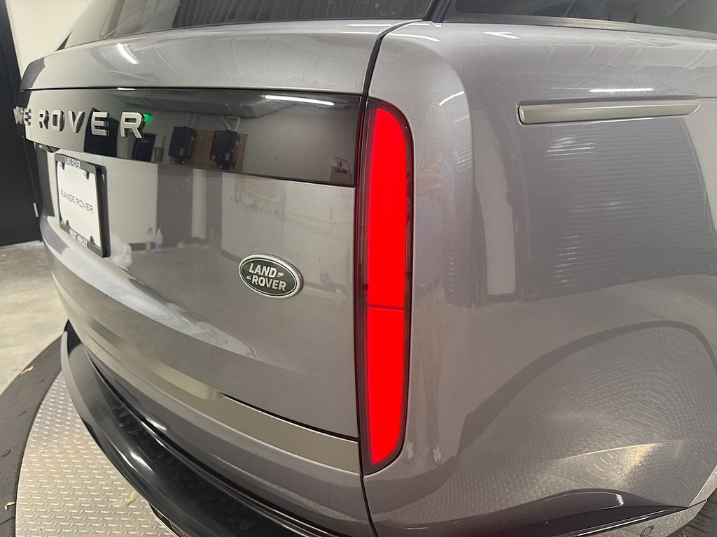 2023 Land Rover Range Rover SE - Photo 33