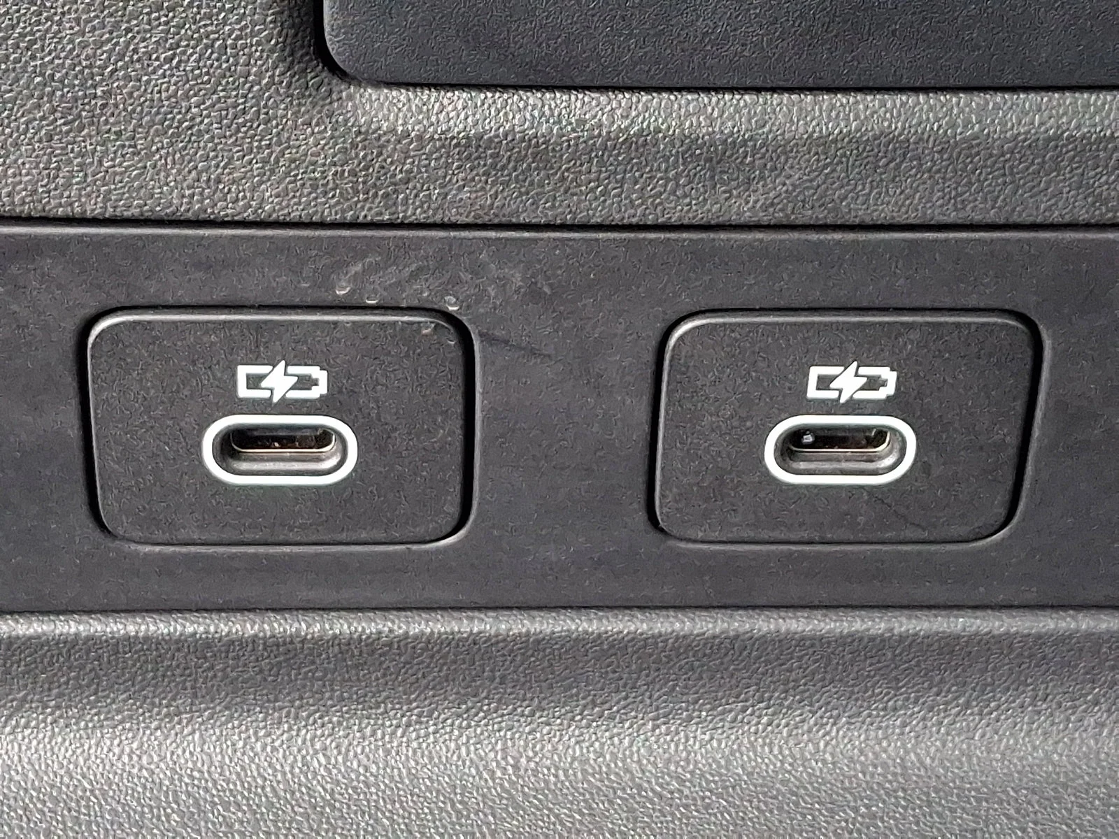 Used 2026 Black Land Rover S image 19
