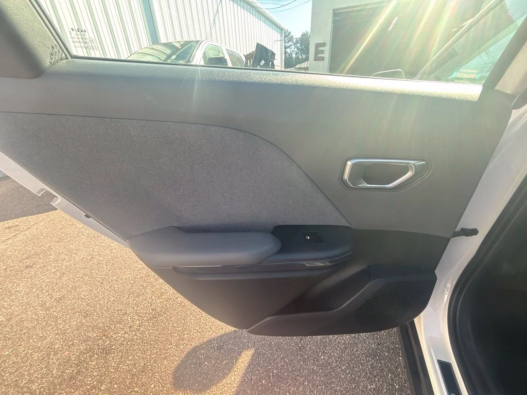 Used 2025 White Kia EX image 17