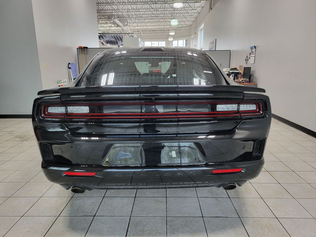 New 2026 Diamond Black Crystal Pearlcoat Dodge R/T image 6