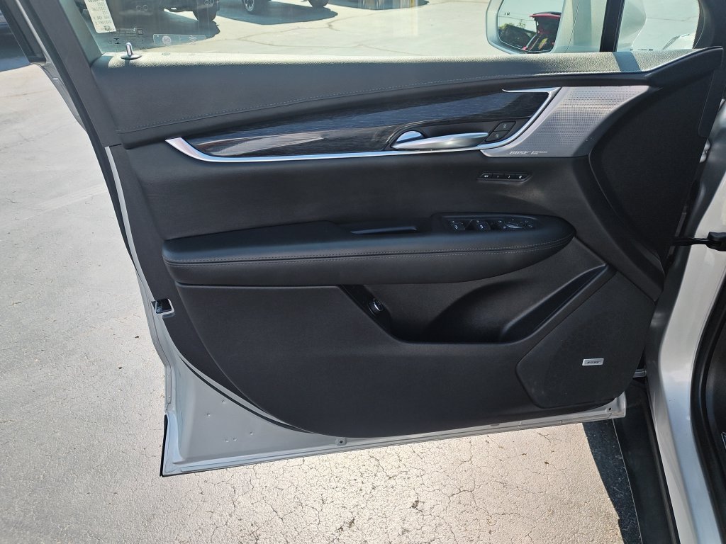 Used 2020 Silver Cadillac Premium Luxury image 14