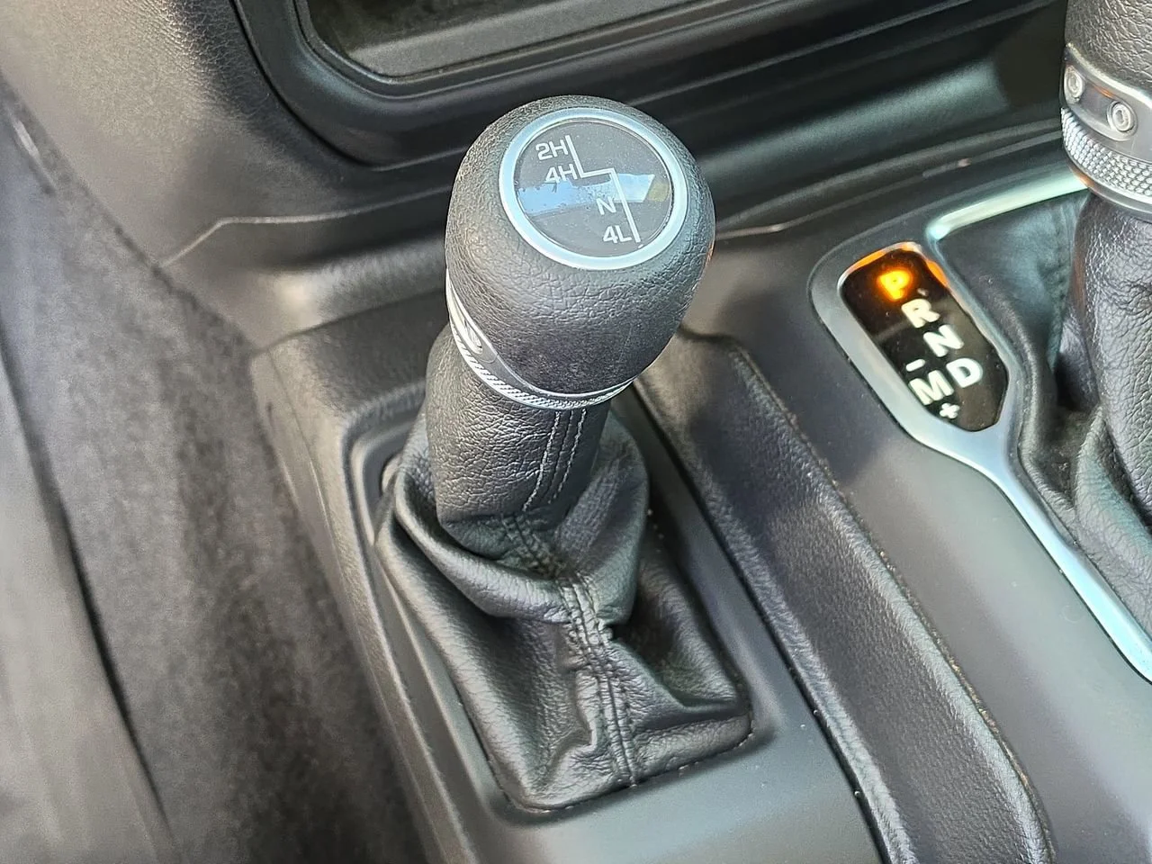 Used 2020 Bright White Clearcoat Jeep Altitude image 28