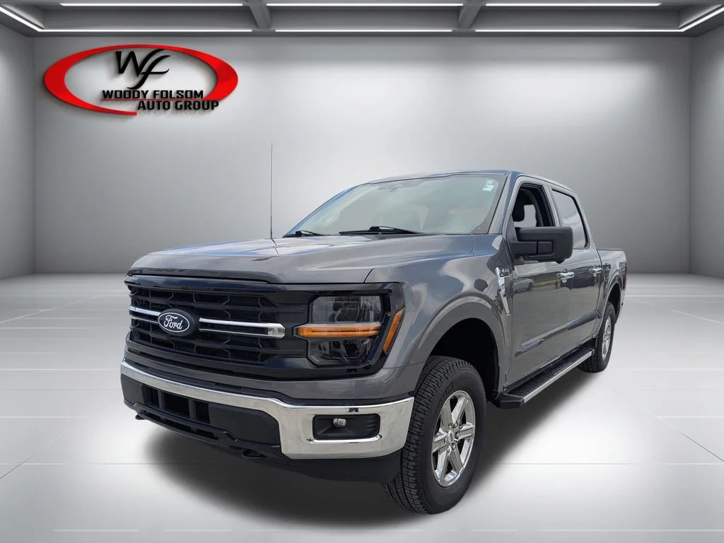 Used 2024 Gray Ford XLT image 9