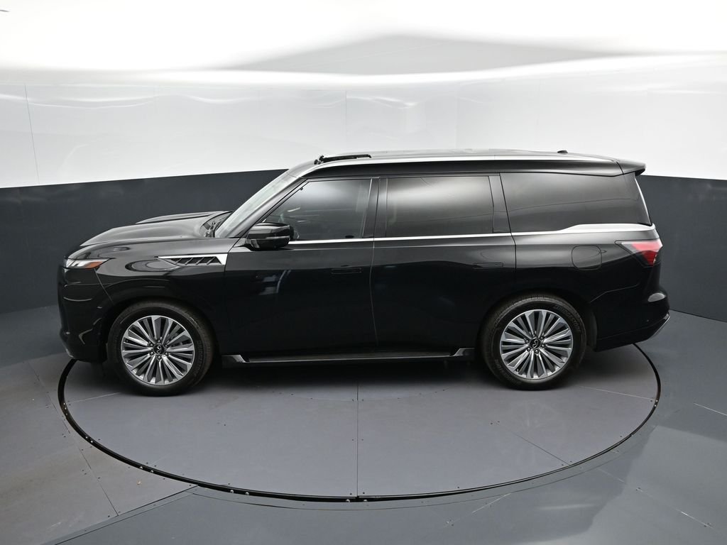 Certified Used 2025 Black INFINITI LUXE image 35