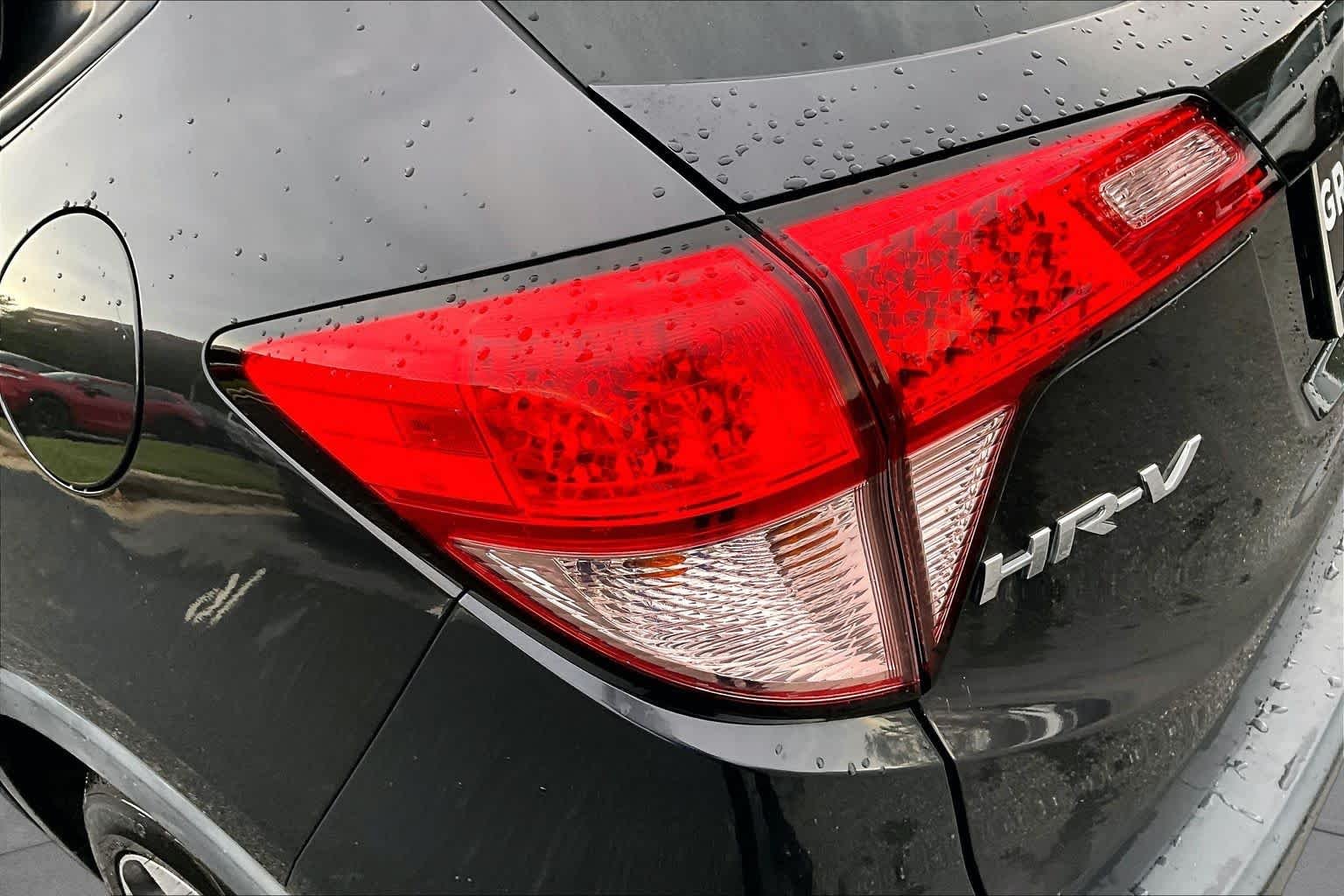 Used 2018 BLK Honda EX image 29