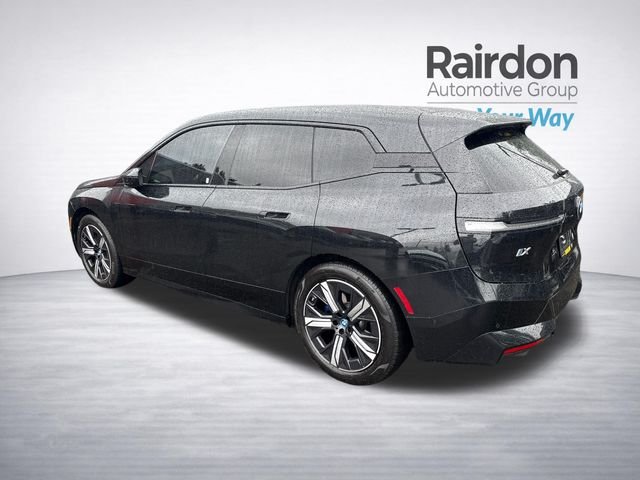 Used 2022 Black BMW xDrive50 image 5