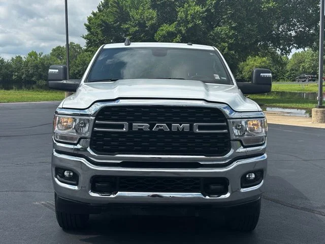 Used 2024 White Ram Big Horn image 2