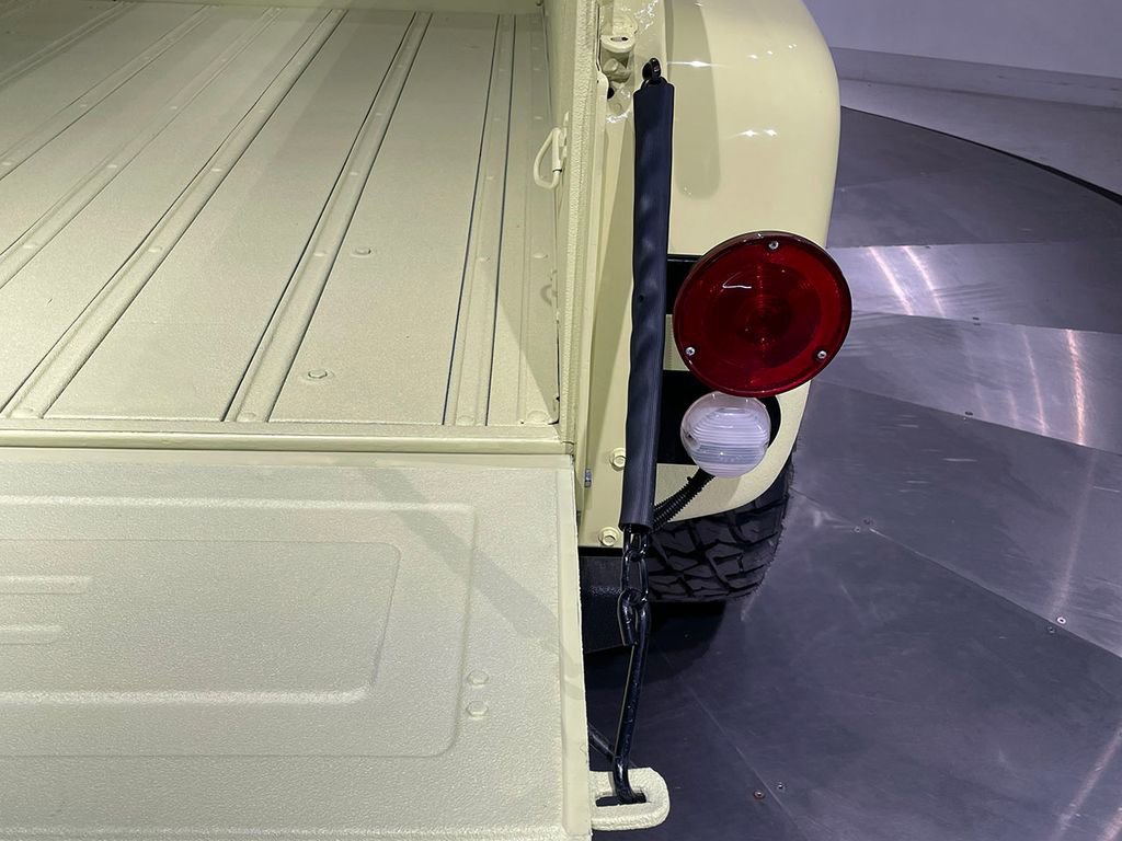 Used 1972 Yellow GMC  image 51