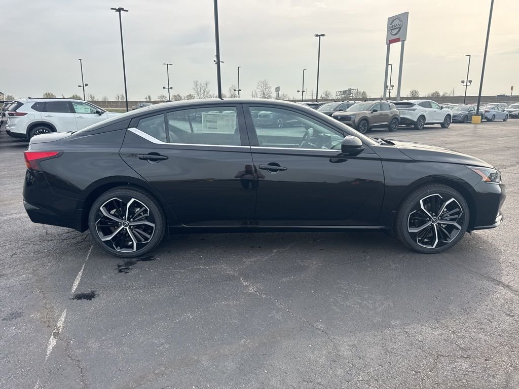 New 2026 Super Black Nissan SR image 2