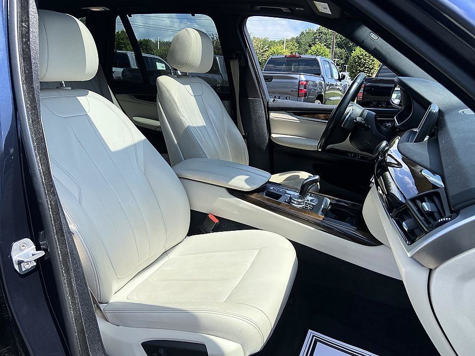 Used 2018 Imperial Blue Metallic BMW xDrive35i image 18