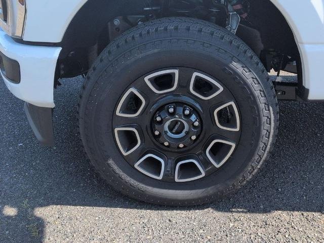 New 2026 Star White Metallic Tri-Coat Ford F-250® Platinum® image 34