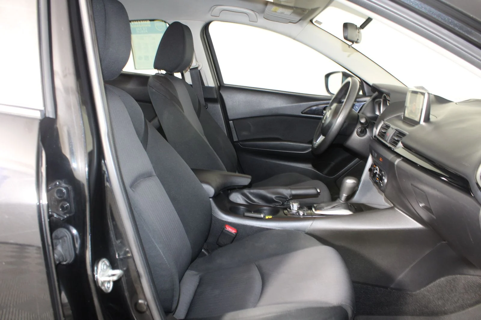 Used 2015 Black Mazda i Sport image 17