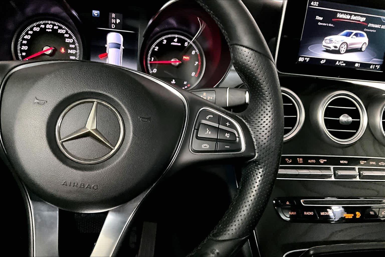 Used 2018 Black Mercedes-Benz GLC 300 image 22
