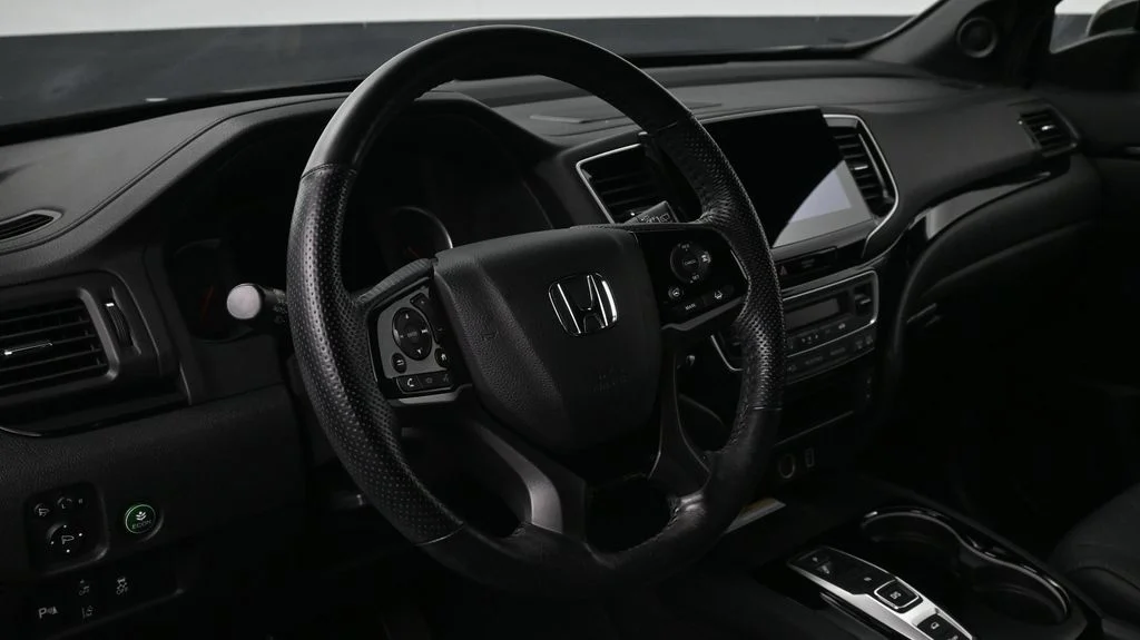 Used 2021  Honda Elite image 8