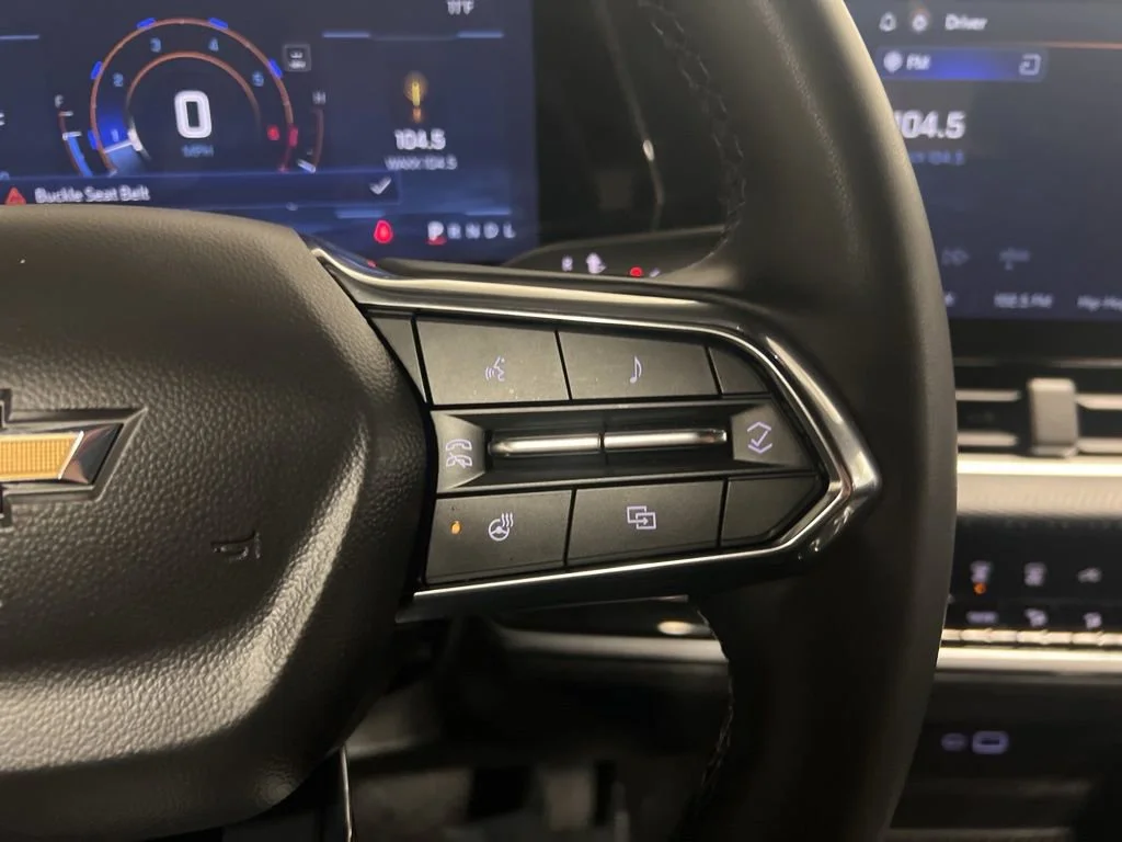 2025 Chevrolet Equinox LT - Photo 16
