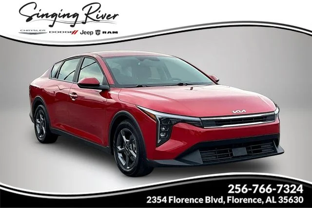 2025 Kia K4 LXS AT's photo