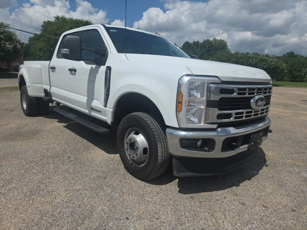 Certified Used 2026 White Ford XLT image 1