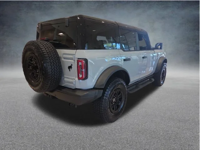 New 2026 Avalanche Gray Ford Badlands® image 43