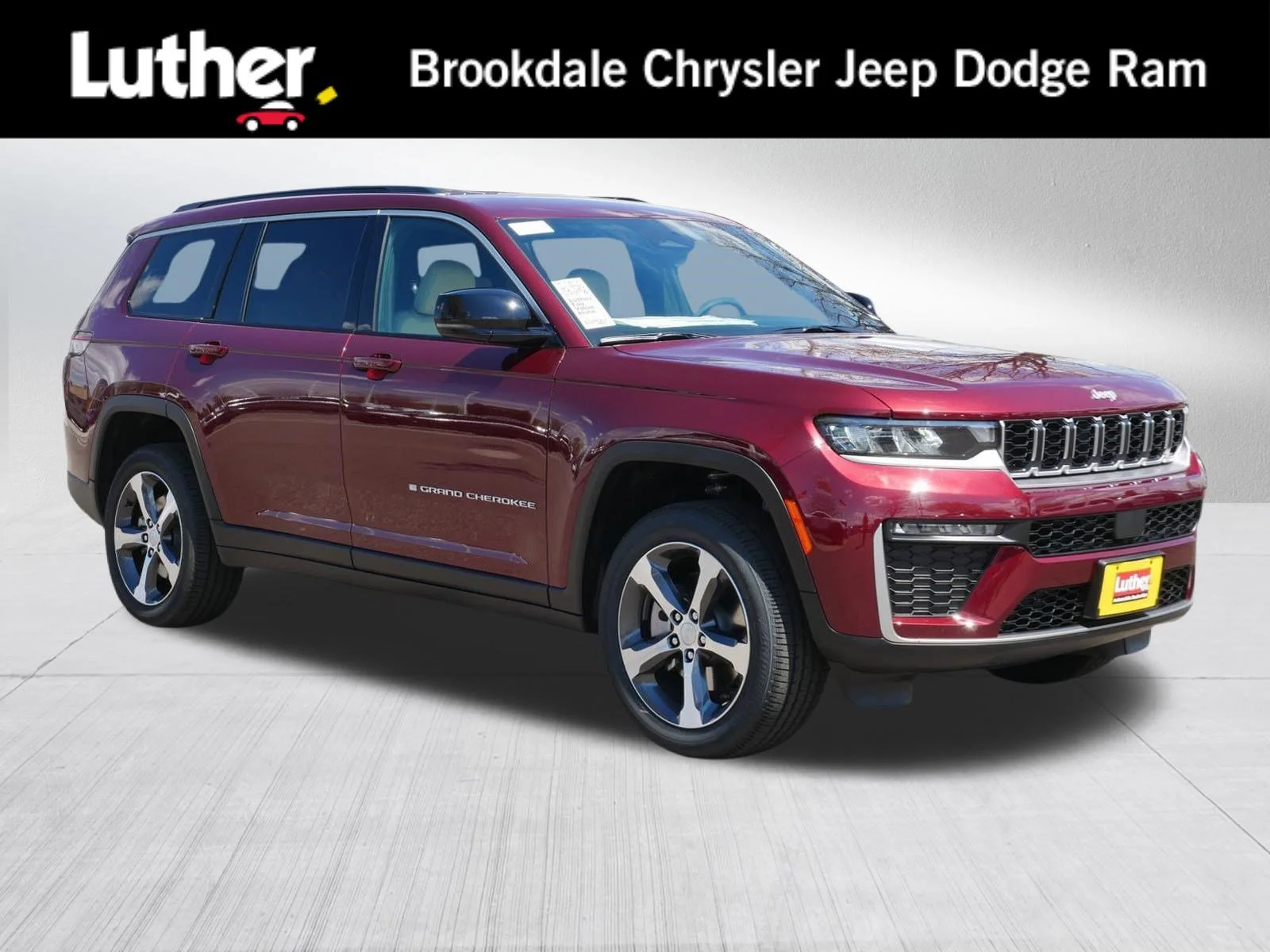 2026 Jeep Grand Cherokee L Limited 4x4's photo