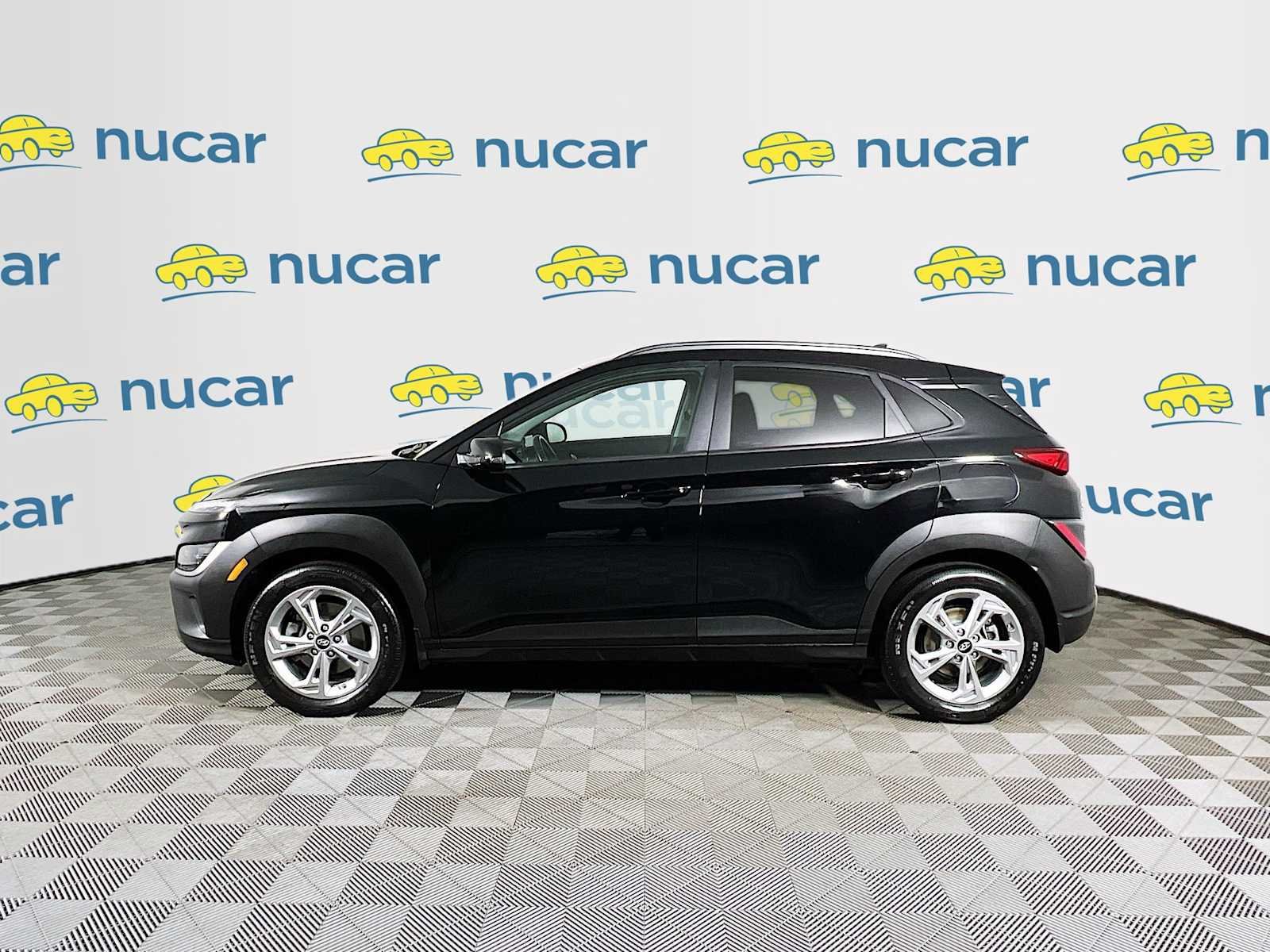 Used 2023 Abyss Black Pearl Hyundai SEL image 4