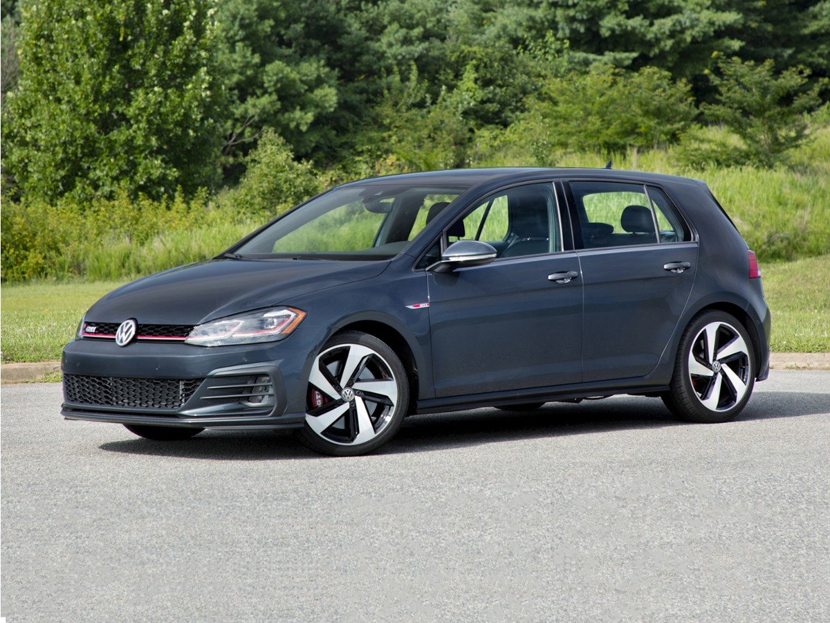 2019 Volkswagen Golf GTI SE FWD photo
