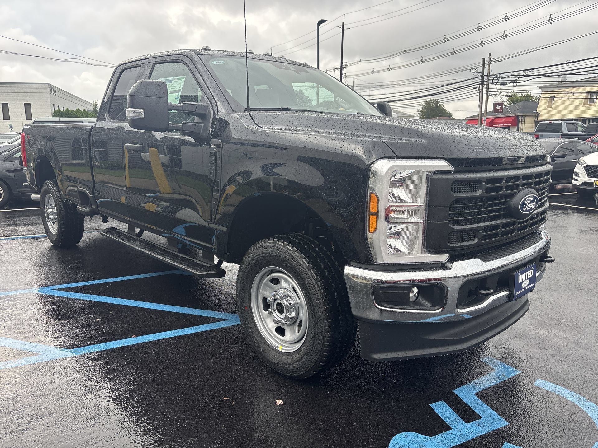 New 2027 Agate Black Metallic Ford F-350® XL image 25