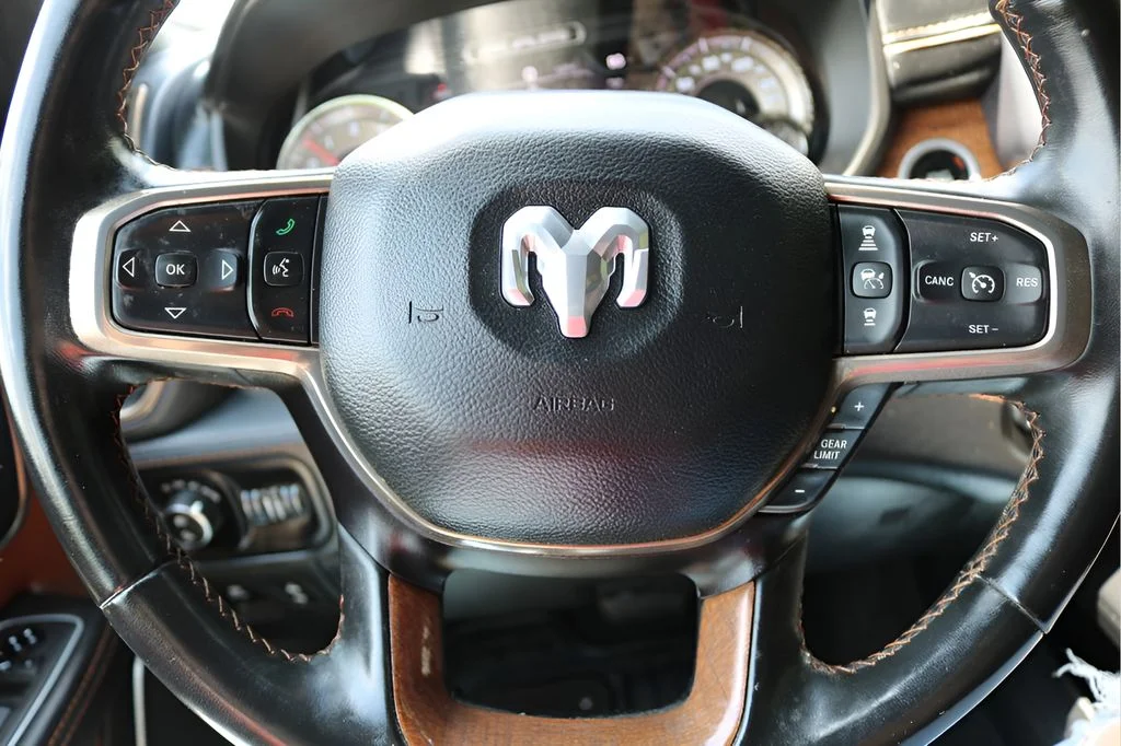 Used 2022 White Ram Limited image 23