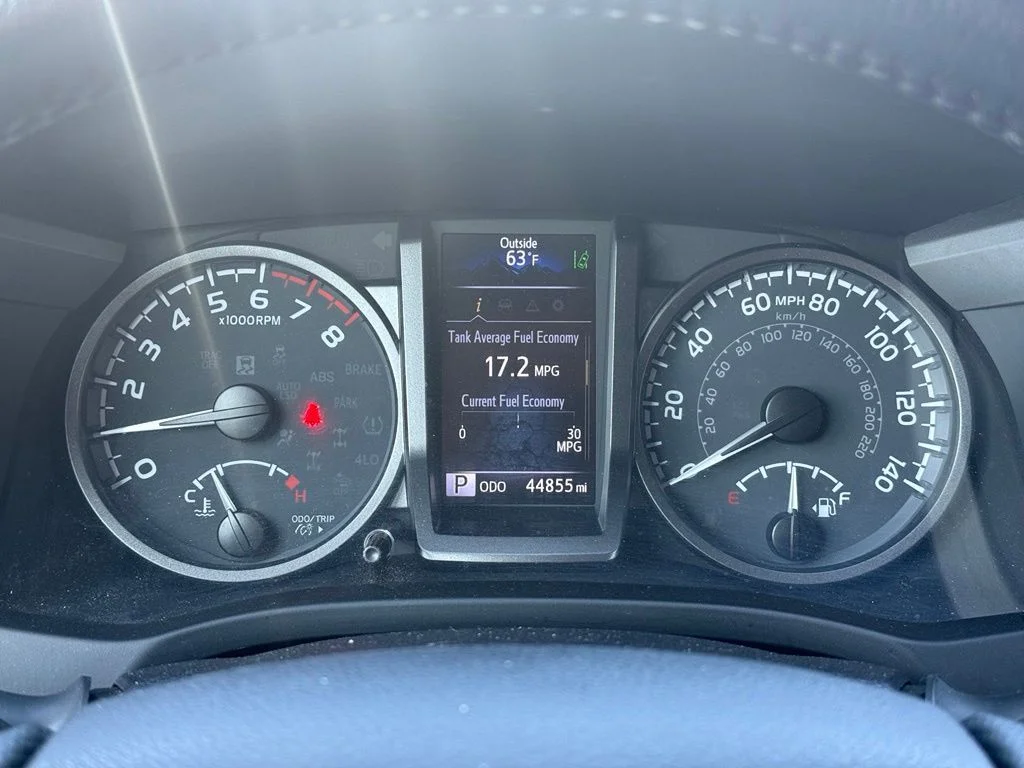 Certified Used 2022  Toyota TRD Off-Road image 10