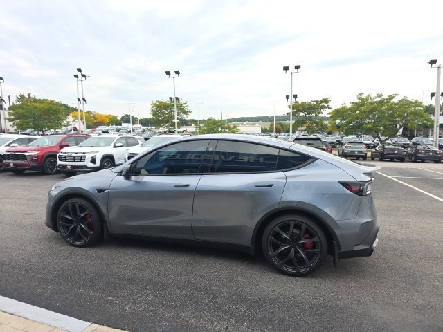 Used 2026  Tesla Performance image 5