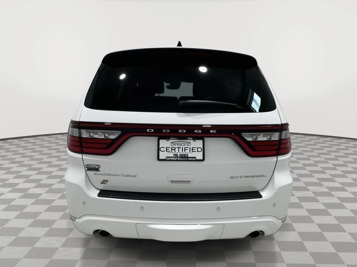 Used 2024 White Knuckle Dodge Citadel image 4