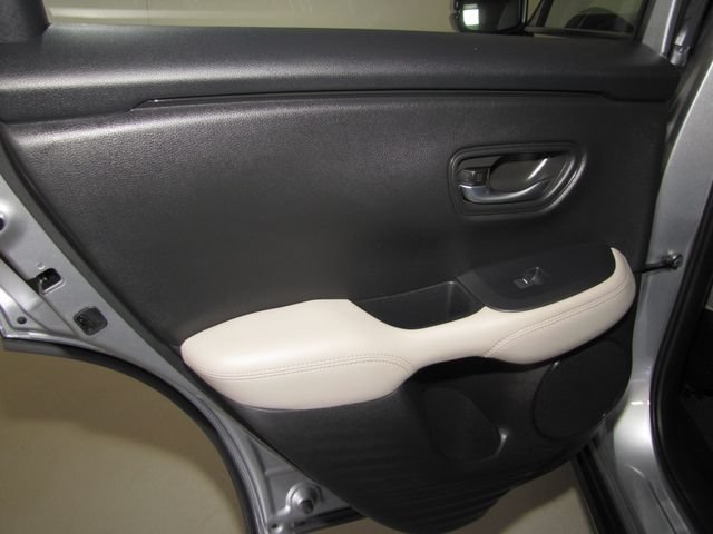 Certified Used 2025 Lunar Silver Metallic Honda LX image 12