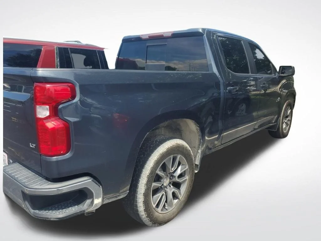 Used 2021 Gray Chevrolet LT image 6