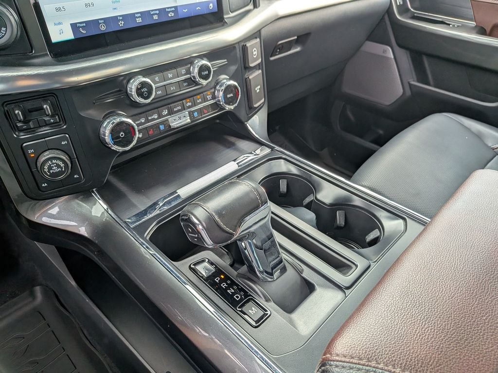 Used 2023 White Ford Lariat image 26
