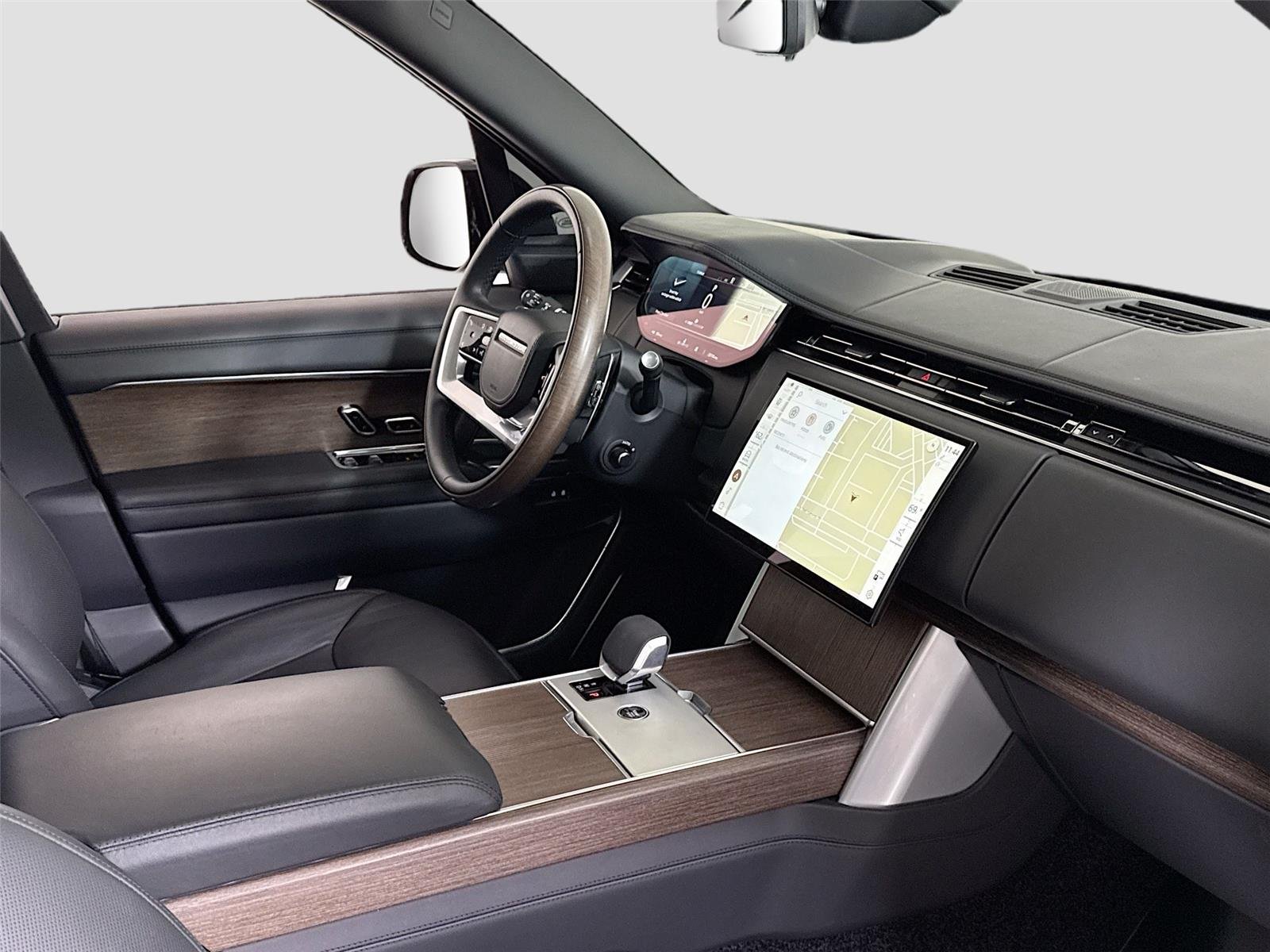 Used 2024 Ligurian Black SV Bespoke Ultra Metallic Gloss Land Rover Autobiography | Meridian 3D Sound | Rear TVs image 34