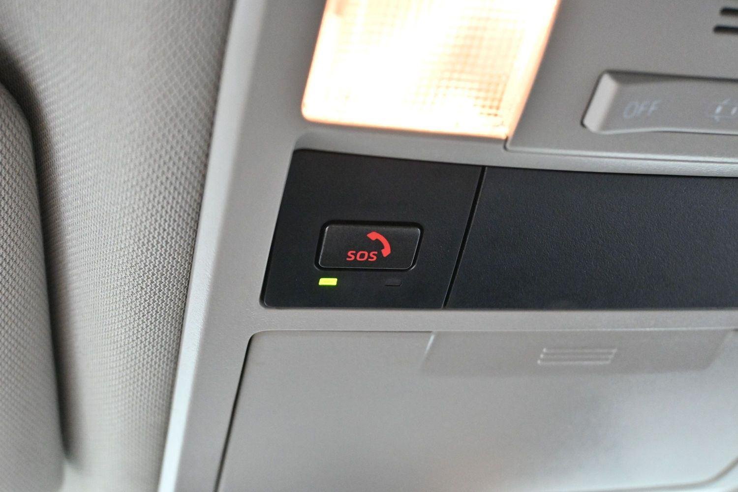 Used 2023 White Toyota SR image 26