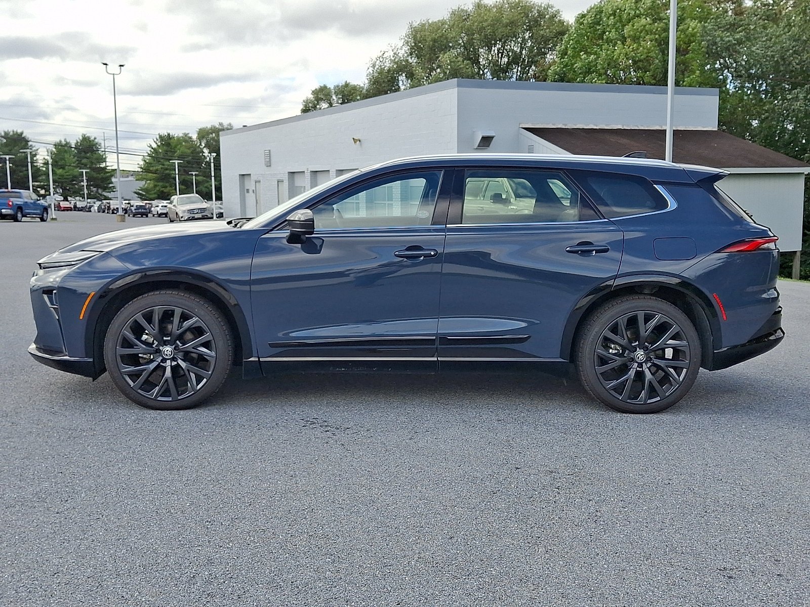 Certified Used 2025 STORM CLOUD Toyota Limited image 4