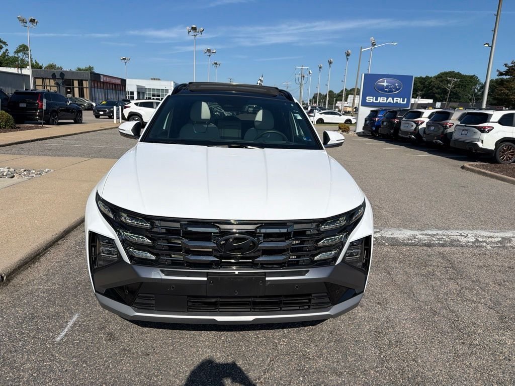 Used 2025 White Hyundai Limited image 3