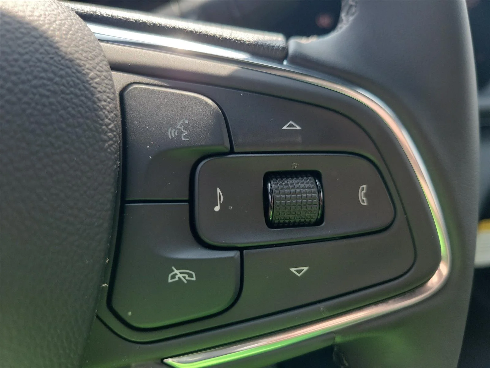 2026 Buick Envista Sport Touring - Photo 24