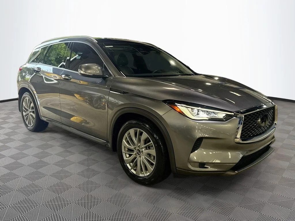 Certified Used 2023 Gray INFINITI LUXE image 4