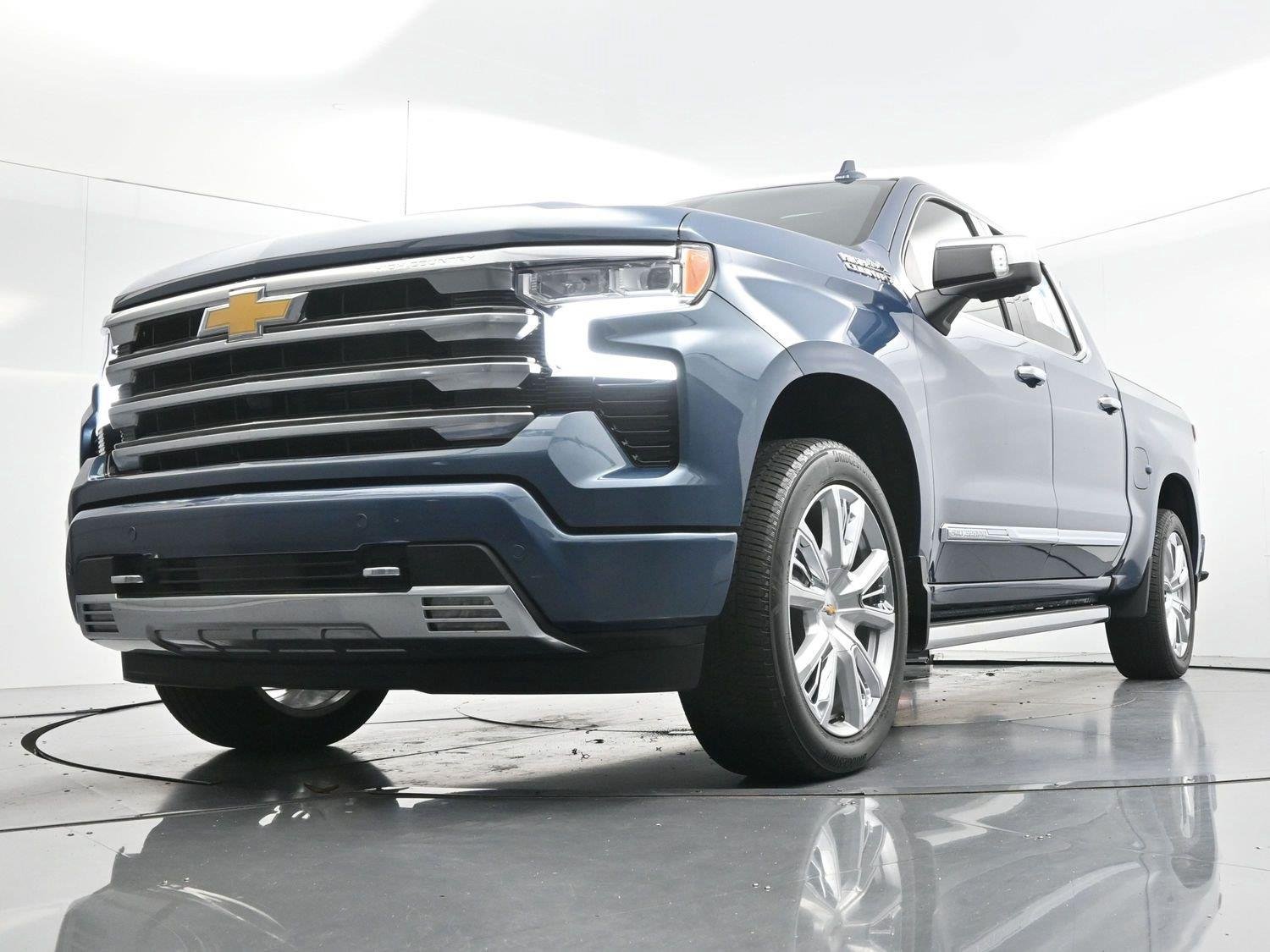 Used 2024 Lakeshore Blue Metallic Chevrolet High Country image 48
